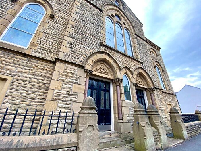 2 Bedroom Apartment To Rent In Thorncliffe House, Thorncliffe Street, Huddersfield, HD3