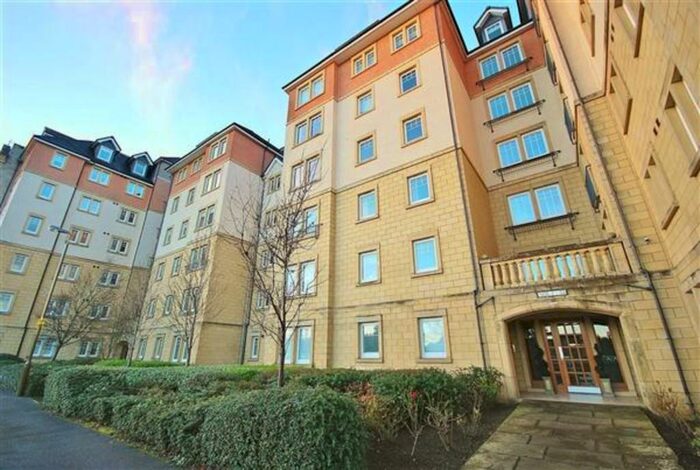 2 Bedroom Apartment To Rent In Eagles View, Livingston, EH54