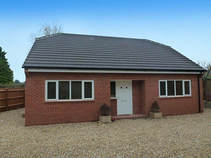 4 Bedroom Bungalow To Rent In Main Road, Duston, Northampton, NN5