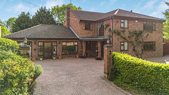 6 Bedroom Detached House For Sale In Church Street, Holme, Cambridgeshire., PE7