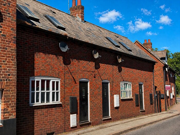 1 Bedroom Apartment To Rent In Stratford Road, Buckingham, MK18