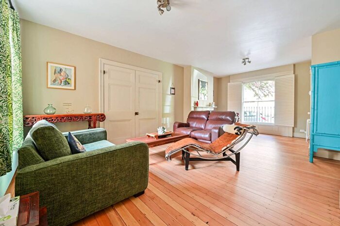 2 Bedroom Property To Rent In Banyard Road, Bermondsey, London, SE16