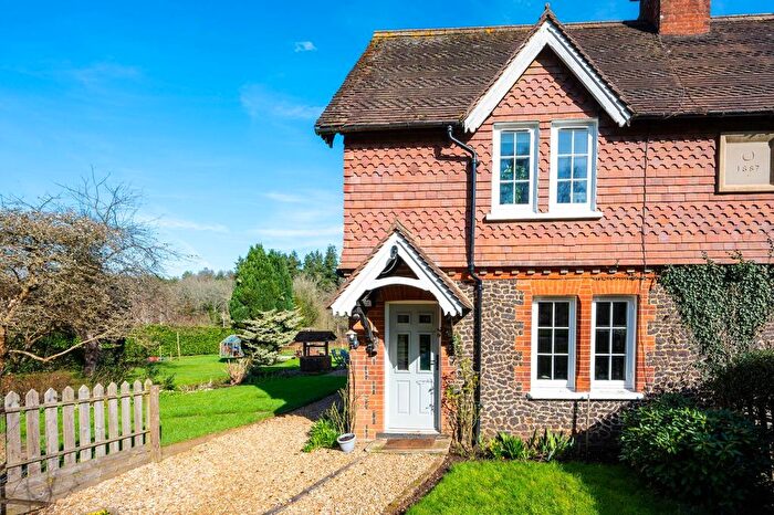 3 Bedroom Semi-Detached House For Sale In Shire Cottage, Farley Green, Guildford, GU5