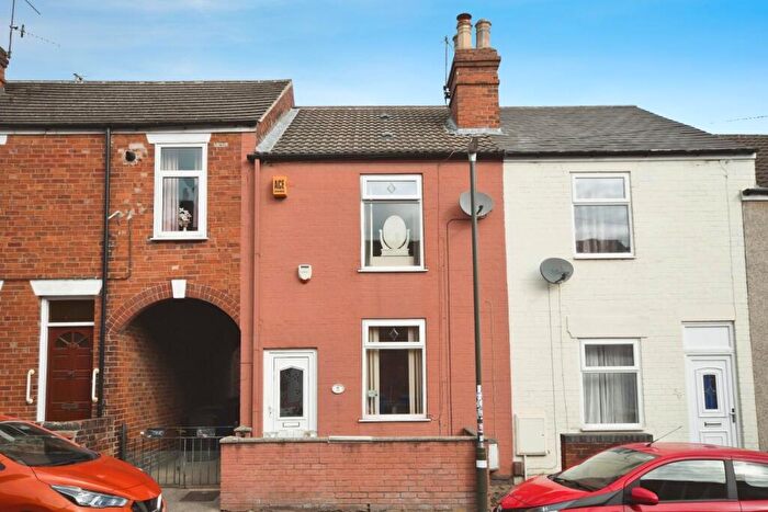 2 Bedroom Terraced House For Sale In Sanforth Street, Whittington Moor, Chesterfield, S41