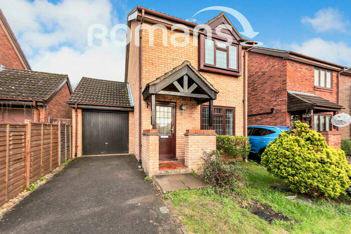 2 Bedroom Link Detached House To Rent In Tickhill Close, Lower Earley, RG6