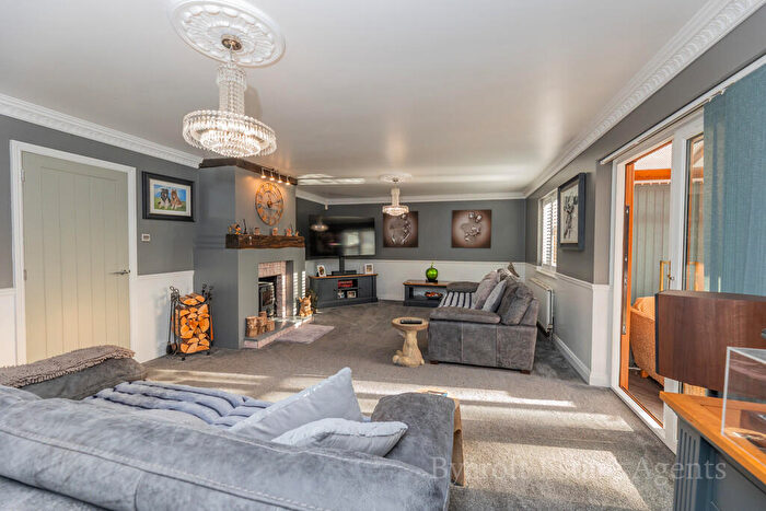 3 Bedroom Detached House For Sale In Mill Road, Hemsby, NR29