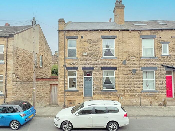 1 Bedroom End Of Terrace House To Rent In Bright Street, Stanningley, LS28
