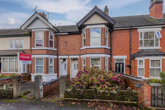 3 Bedroom Town House To Rent In Tixall Road, Stafford, ST16