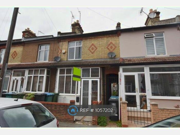 3 Bedroom Terraced House To Rent In Parker Street, Watford, WD24
