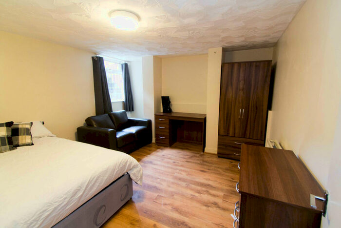 1 Bedroom House To Rent In Vinery Road, Leeds, LS4