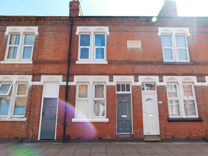 3 Bedroom Terraced House To Rent In Jarrom Street, Leicester, LE2