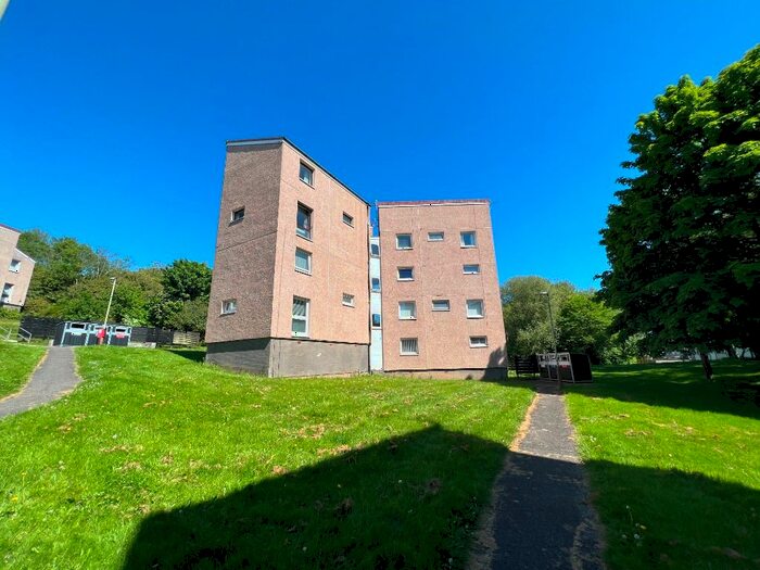 2 Bedroom Flat To Rent In Yarrow Terrace, Dundee, DD2
