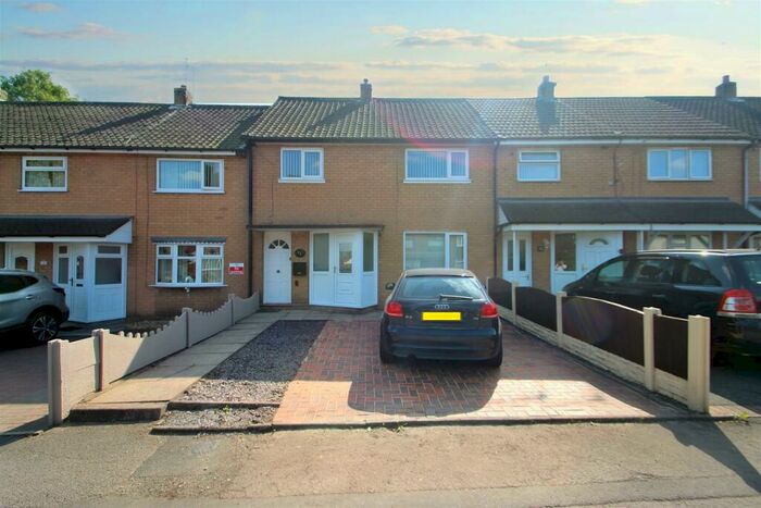3 Bedroom Town House To Rent In High Street, Silverdale, Newcastle-under-Lyme, ST5
