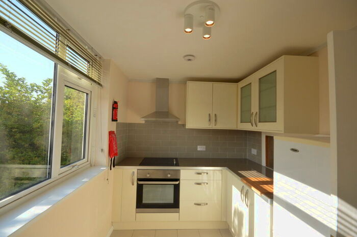 2 Bedroom Flat To Rent In Lilac Court, Cambridge, CB1