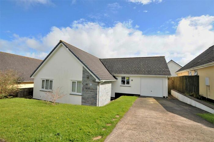 3 Bedroom Detached Bungalow To Rent In Upton Meadows, Lynstone, Bude, EX23