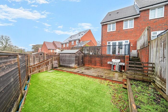 2 Bedroom Semi Detached House For Sale In Garrett Close, Havant, PO9