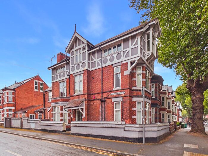 7 Bedroom Semi Detached House For Sale In Willoughby Avenue, Lenton, Nottingham, NG7