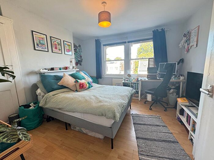 2 Bedroom Flat To Rent In Bromfelde Road, London, SW4