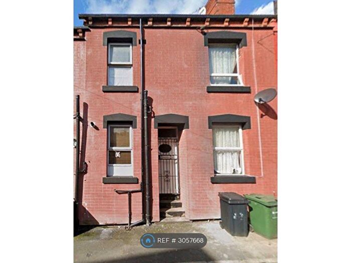 2 Bedroom Terraced House To Rent In Woodview Terrace, Leeds, LS11