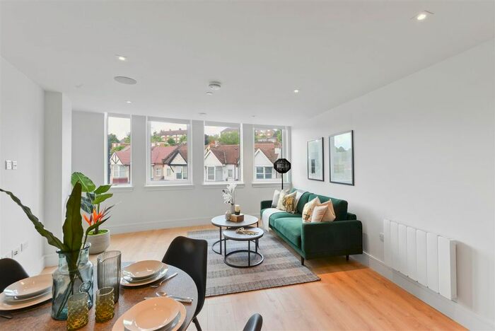 1 Bedroom Flat To Rent In Capella Court, Brighton Road, Purley, CR8