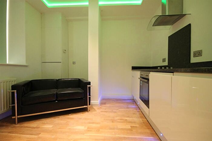 1 Bedroom Flat To Rent In Falconars House, City Centre, NE1
