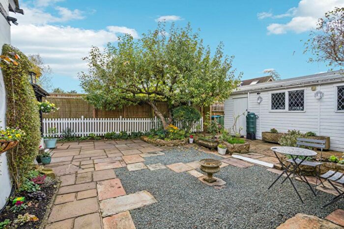 2 Bedroom Detached House For Sale In Sheldon Road, Ickford, HP18