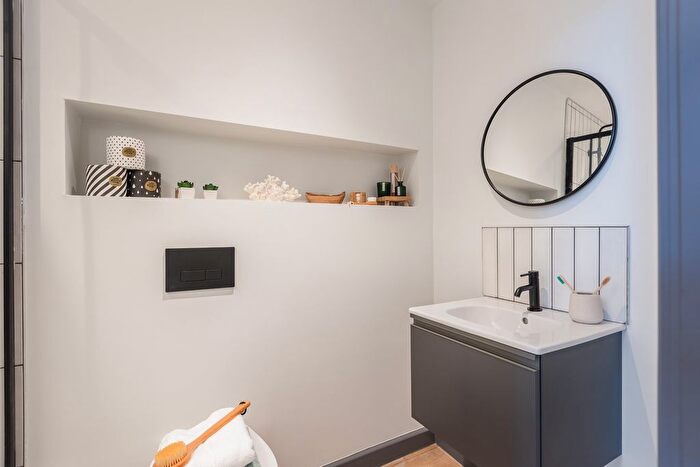 1 Bedroom Flat To Rent In Tyro Student Luxury Accommodation, - Fawcett Street, Sunderland, SR1
