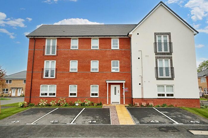 2 Bedroom Flat To Rent In White Lias Way, Upper Lighthorne, Leamington Spa, Warwickshire, CV33