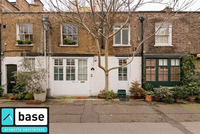 2 Bedroom Flat To Rent In Doughty Mews, Bloomsbury, London, WC1N
