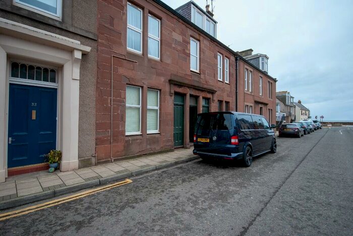 1 Bedroom Flat To Rent In High Street, Arbroath, Angus, DD11