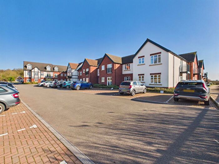 2 Bedroom Apartment For Sale In Gibson Court, Tattershall Road, Woodhall Spa, LN10