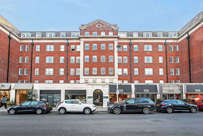 2 Bedroom Flat To Rent In Fulham Road, Chelsea, London, SW3