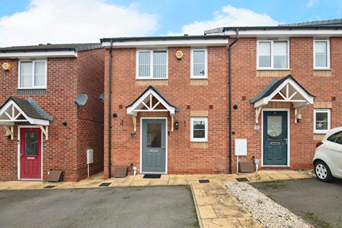 2 Bedroom End Of Terrace House For Sale In Deer Park Drive, Birmingham, B42