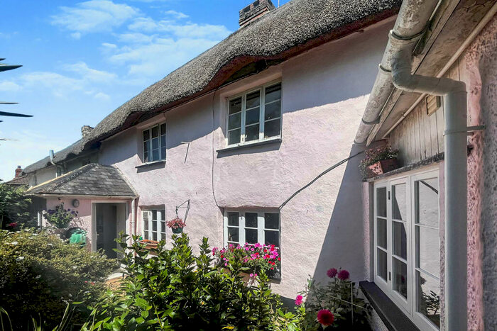 3 Bedroom Semi-Detached House For Sale In North Street, Witheridge, EX16