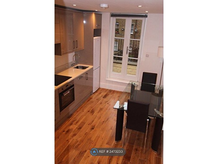 Studio To Rent In Oswin Street, London, SE11