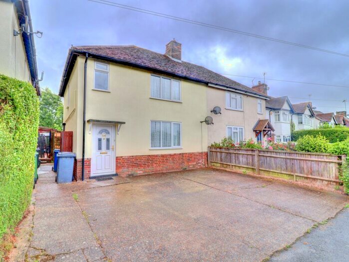 3 Bedroom Semi Detached House To Rent In Chadwick Street, High Wycombe, Buckinghamshire, HP13