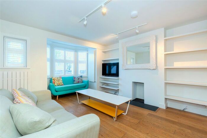 3 Bedroom Flat To Rent In Arvon Road, London, N5
