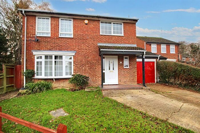 4 Bedroom Property To Rent In Bashford Way, Worth, Crawley, RH10