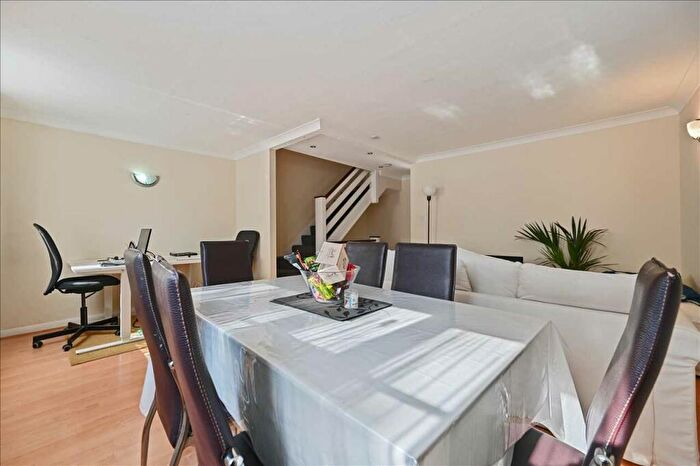 4 Bedroom Terraced House To Rent In Spindlewood Gardens, South Croydon, CR0