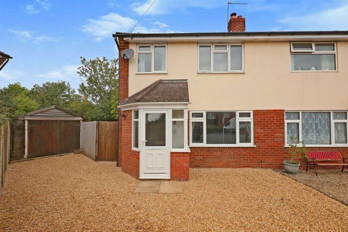 3 Bedroom Semi-Detached House For Sale In Summit Road, Clows Top, Kidderminster, DY14
