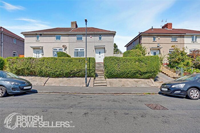 3 Bedroom Semi Detached House For Sale In Ponsford Road, Bristol, Somerset, BS4