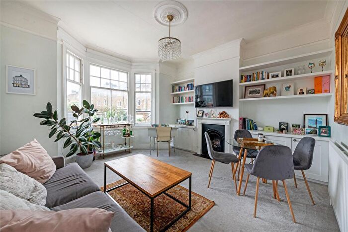 2 Bedroom Flat To Rent In St. Ann's Hill, London, SW18
