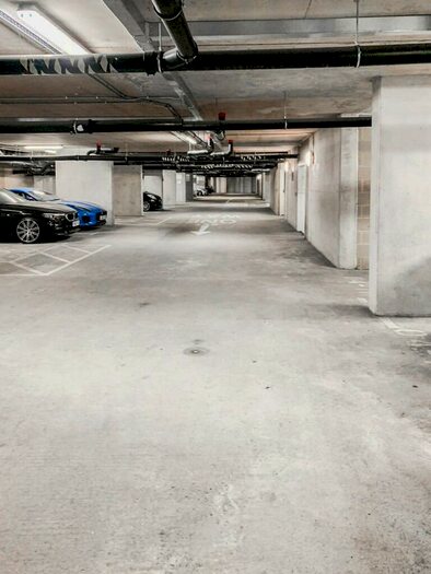 Garage / Parking To Rent In Waterside Way, Tottenham, London, N17