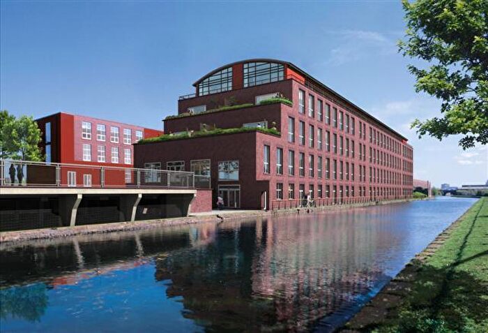 2 Bedroom Apartment To Rent In Tobacco Wharf, Commercial Road, L5