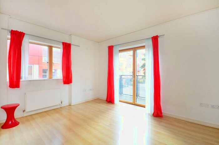 1 Bedroom Flat To Rent In Renaissance Walk, Greenwich, London, SE10