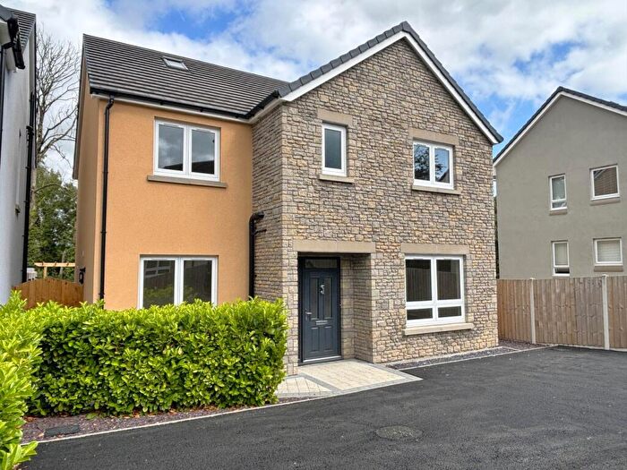 5 Bedroom Detached House For Sale In Parc Y Neuadd, Carmarthen, SA31