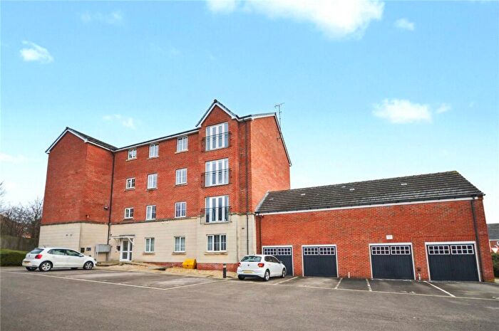 2 Bedroom Apartment To Rent In Waggon Road, Leeds, West Yorkshire, LS10
