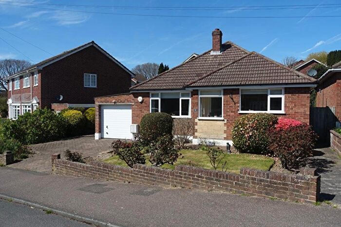 3 Bedroom Detached Bungalow For Sale In St. Helens Down, Hastings, TN34
