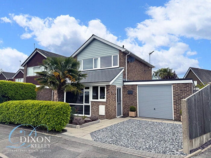 4 Bedroom House For Sale In Heathfield Road, West Moors, Ferndown, Dorset, BH22