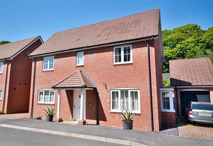 4 Bedroom Detached House For Sale In Oddstones, Codmore Hill, Pulborough, West Sussex, RH20